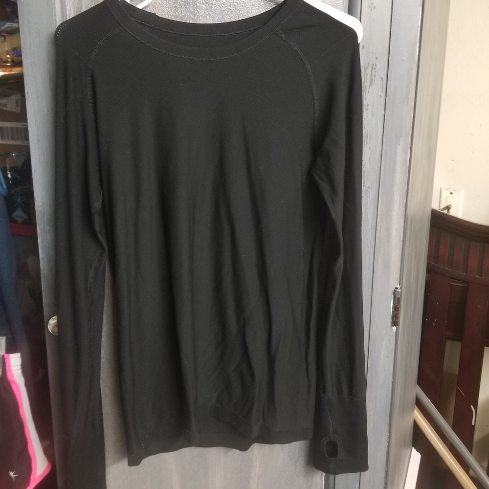 Active longsleeve with thumb holes🌶